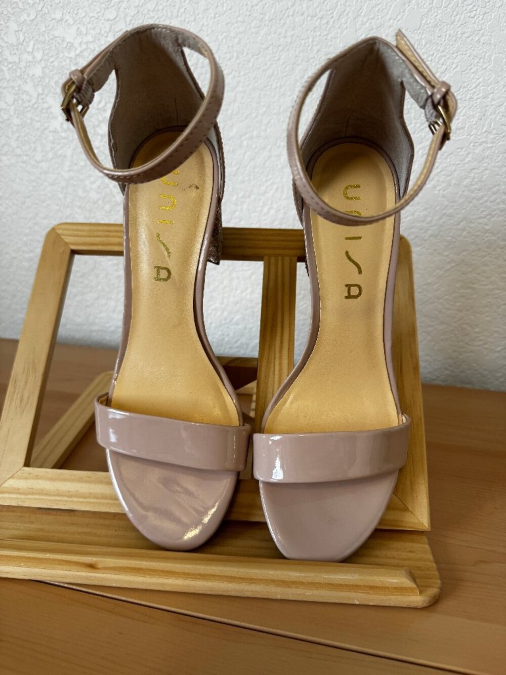 Unisa Women's Sparkle Heel Prom Chunky Heel in Nude 8.5 - Picture 2 of 4